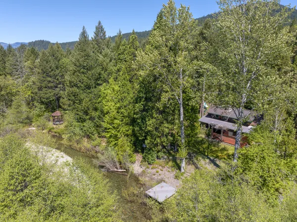 $975,000 | 8501 Deer Creek Road, Selma, OR 97538