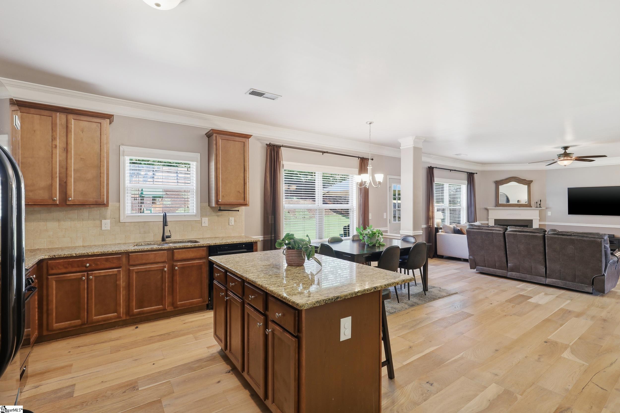 144 Shakleton Drive Anderson, SC 29625 - Photo 11 of 40