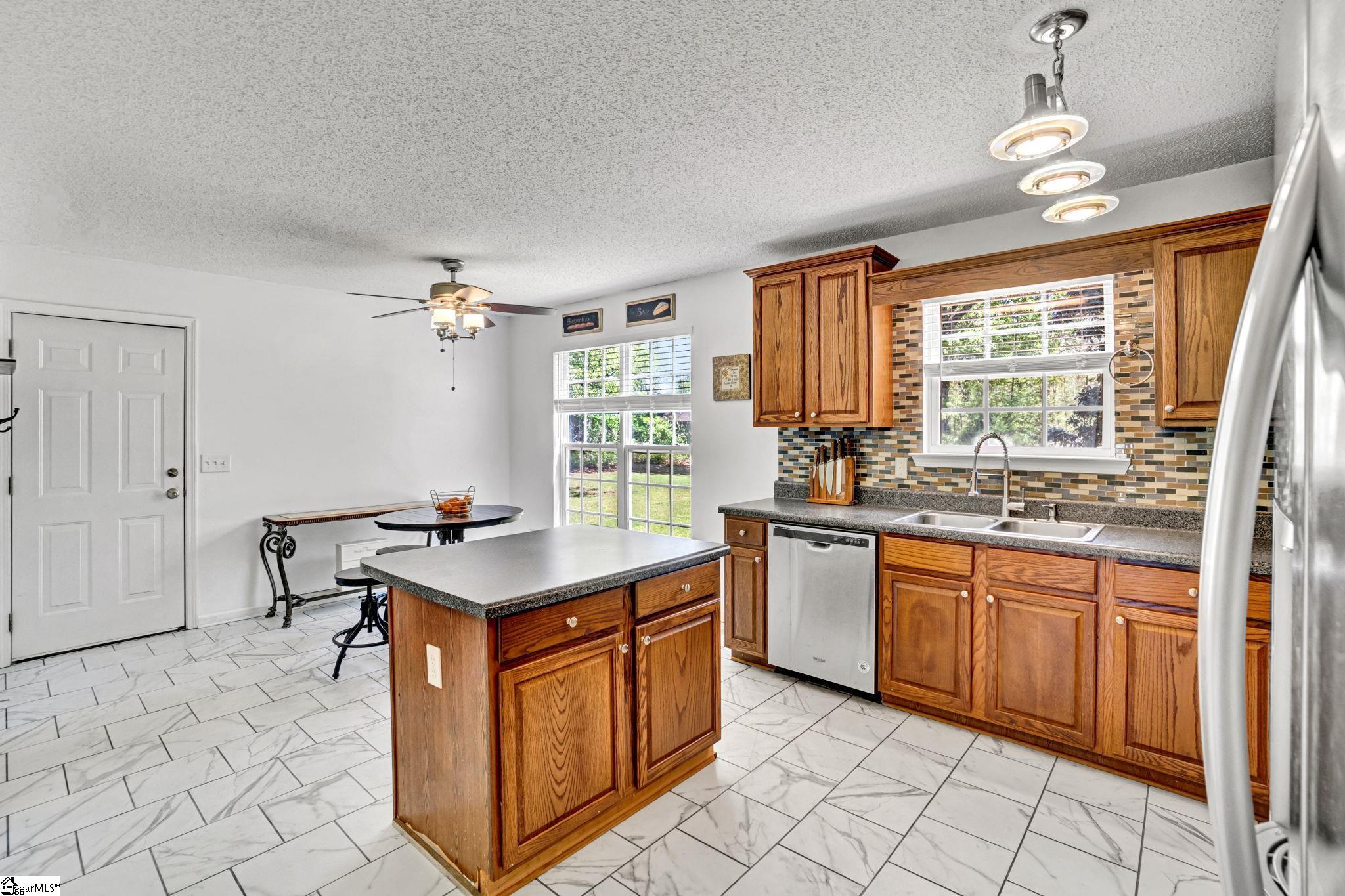 659 Reedy Fork Road Piedmont, SC 29673 - Photo 11 of 45