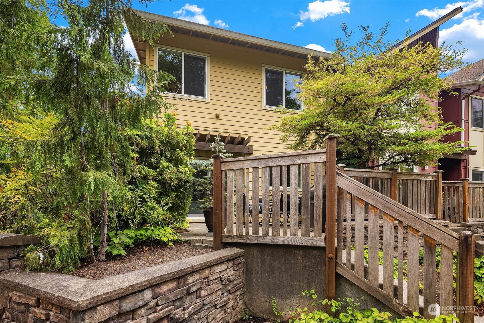 145 Sky Ridge Road Northwest Issaquah, WA 98027 - Photo 31 of 36 a view of deck with patio