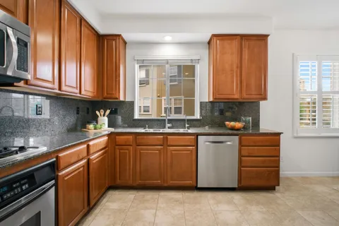$1,098,000 | 807 Batista Drive, San Jose, CA 95136