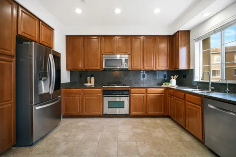 $1,098,000 | 807 Batista Drive, San Jose, CA 95136
