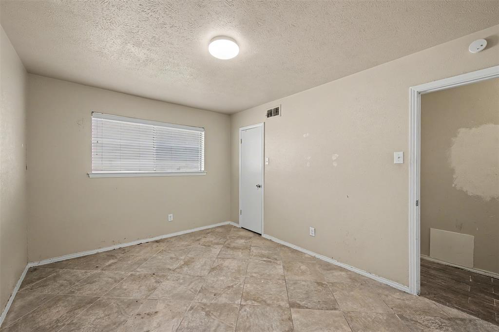 2302 18th Street Plano, TX 75074 - Photo 18 of 31 a view of an empty room