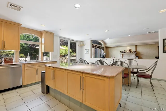 $2,999,000 | 328 Ivy Hill Road, Woodmere, NY 11598