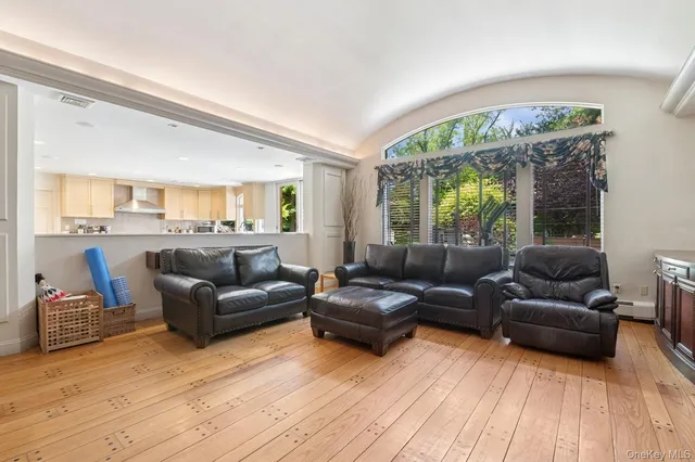 $2,999,000 | 328 Ivy Hill Road, Woodmere, NY 11598