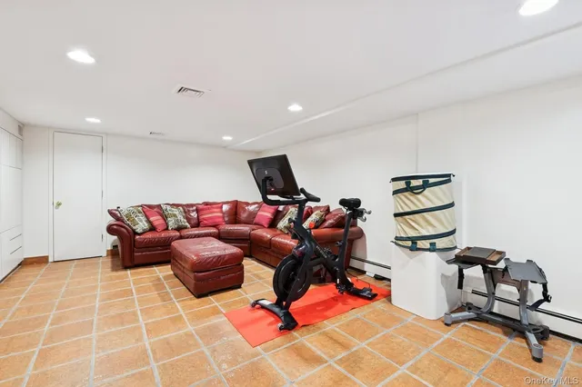 $2,999,000 | 328 Ivy Hill Road, Woodmere, NY 11598