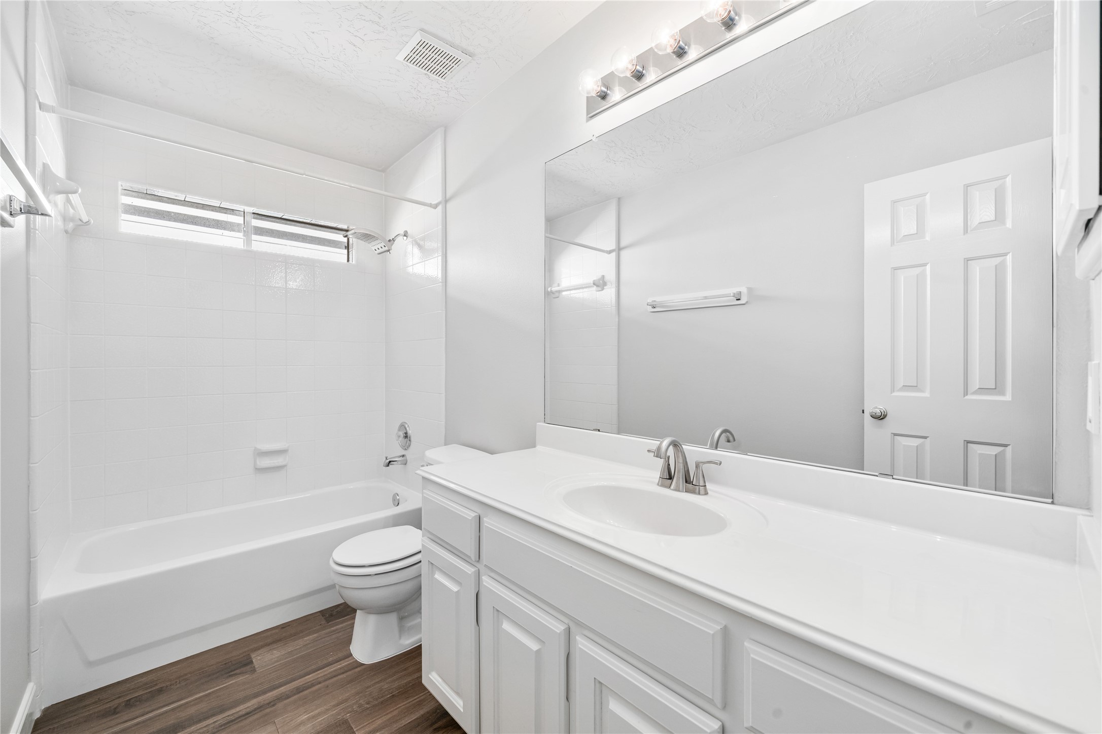 3623 Sage Pointe Court Katy, TX 77449 - Photo 21 of 32 a bathroom with a sink a toilet and a bathtub