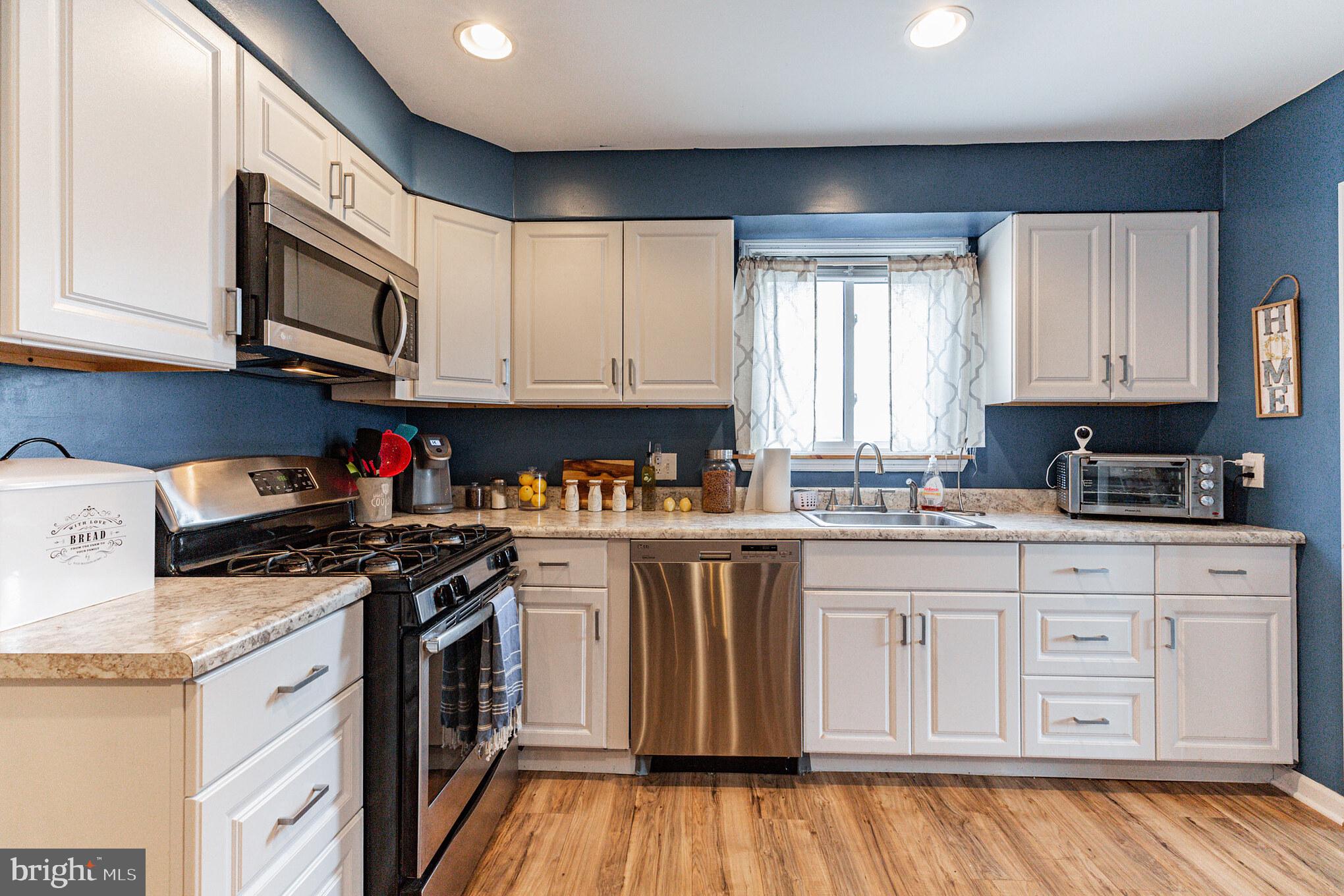 450 Wayne Road Bellmawr, NJ 08031 - Photo 14 of 33
