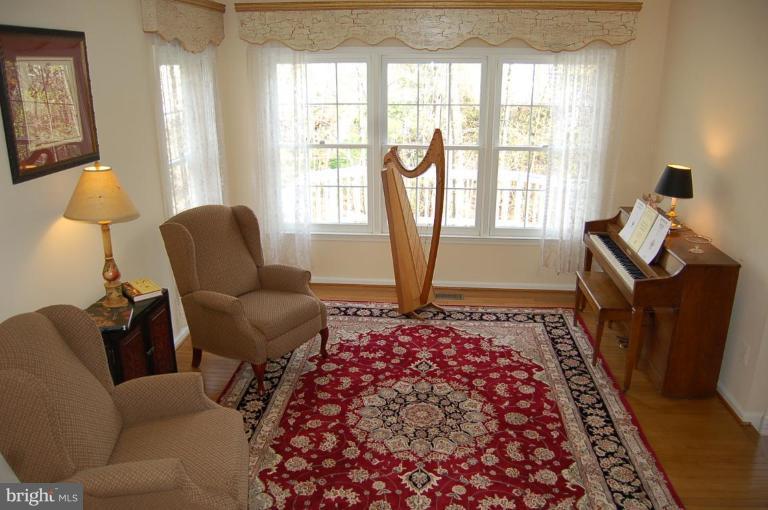 1219 Woodbrook Court Reston, VA 20194 - Photo 12 of 26 Living Room #3