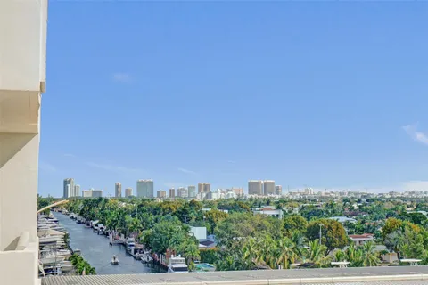 $199,900 | 13499 Biscayne Boulevard, Unit 610, North Miami, FL 33181