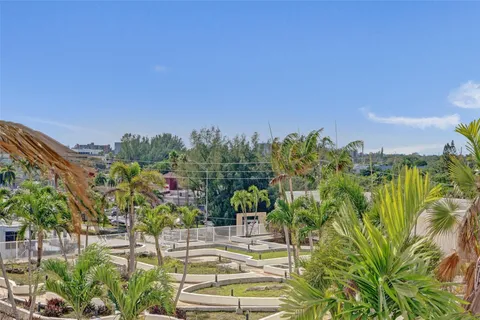 $199,900 | 13499 Biscayne Boulevard, Unit 610, North Miami, FL 33181