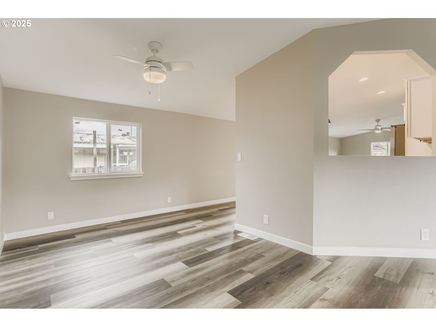 25800 Southeast Eagle Creek Road, Unit 13 Eagle Creek, OR 97022 - Photo 8 of 12