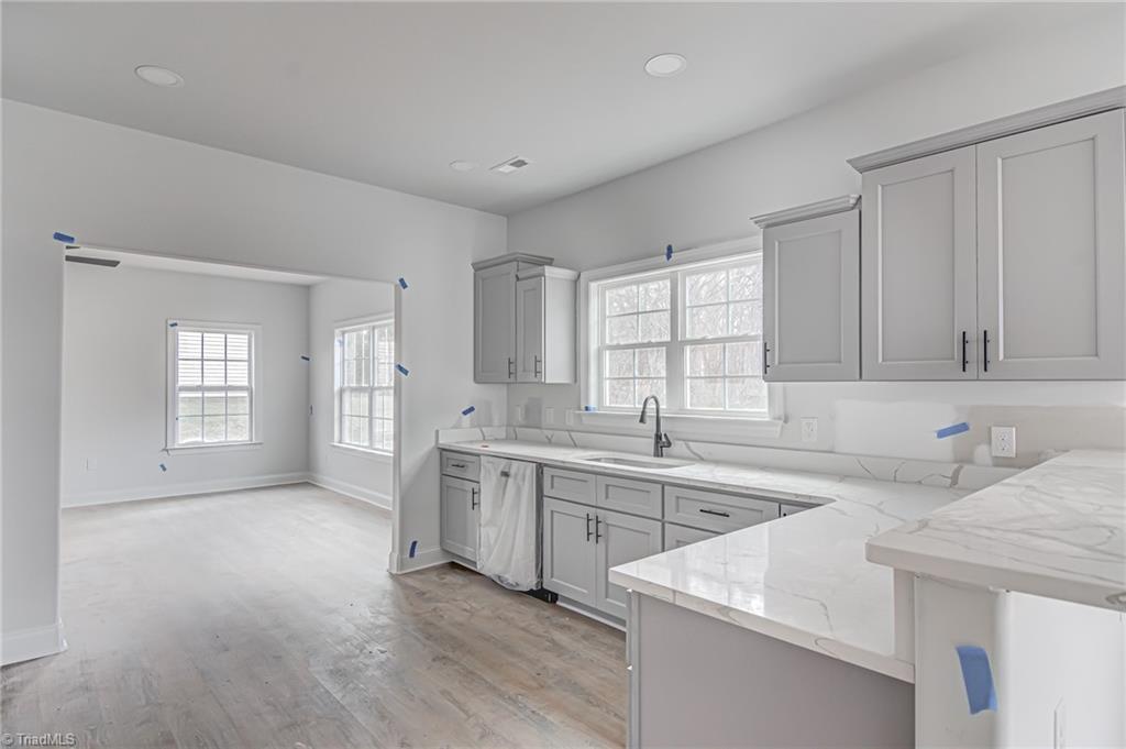 4719 Ridgefall Road Greensboro, NC 27410 - Photo 7 of 32 Gallery Image 7