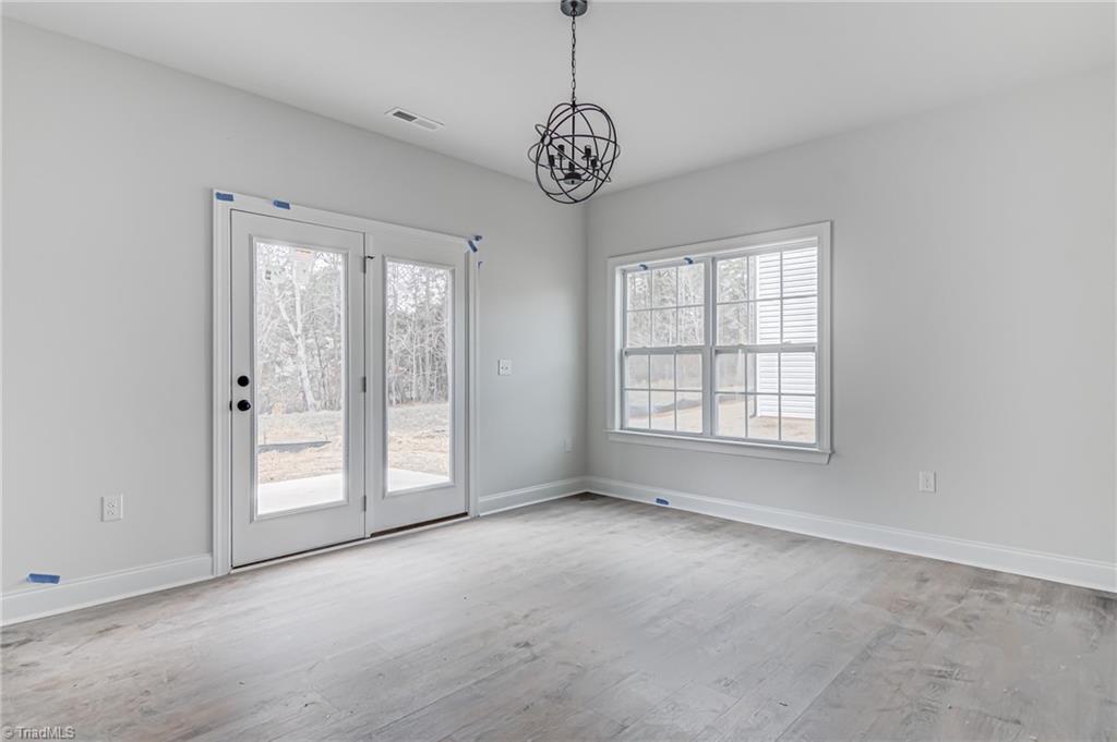 4719 Ridgefall Road Greensboro, NC 27410 - Photo 10 of 32 Gallery Image 10