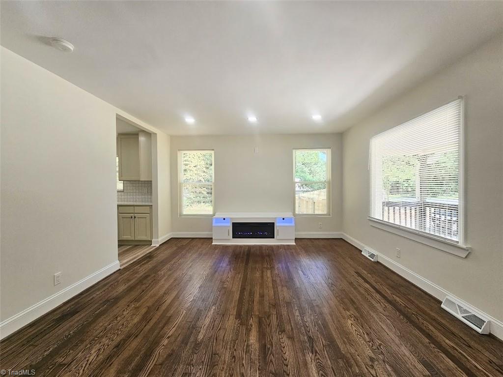 1915 Blain Street High Point, NC 27262 - Photo 10 of 24 Living room