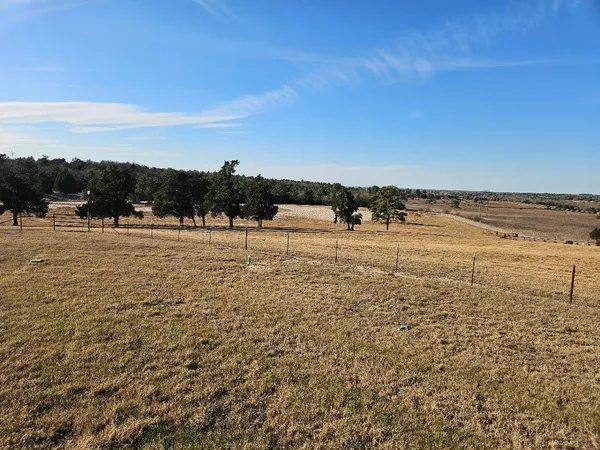 $2,140 | 555 Paint Creek Road, Unit C, McDade, TX 78650