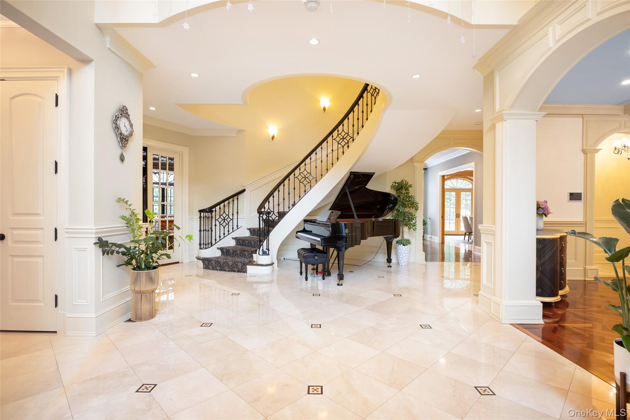 11 Black Rock Road Muttontown, NY 11545 - Photo 4 of 45 a view of an entryway