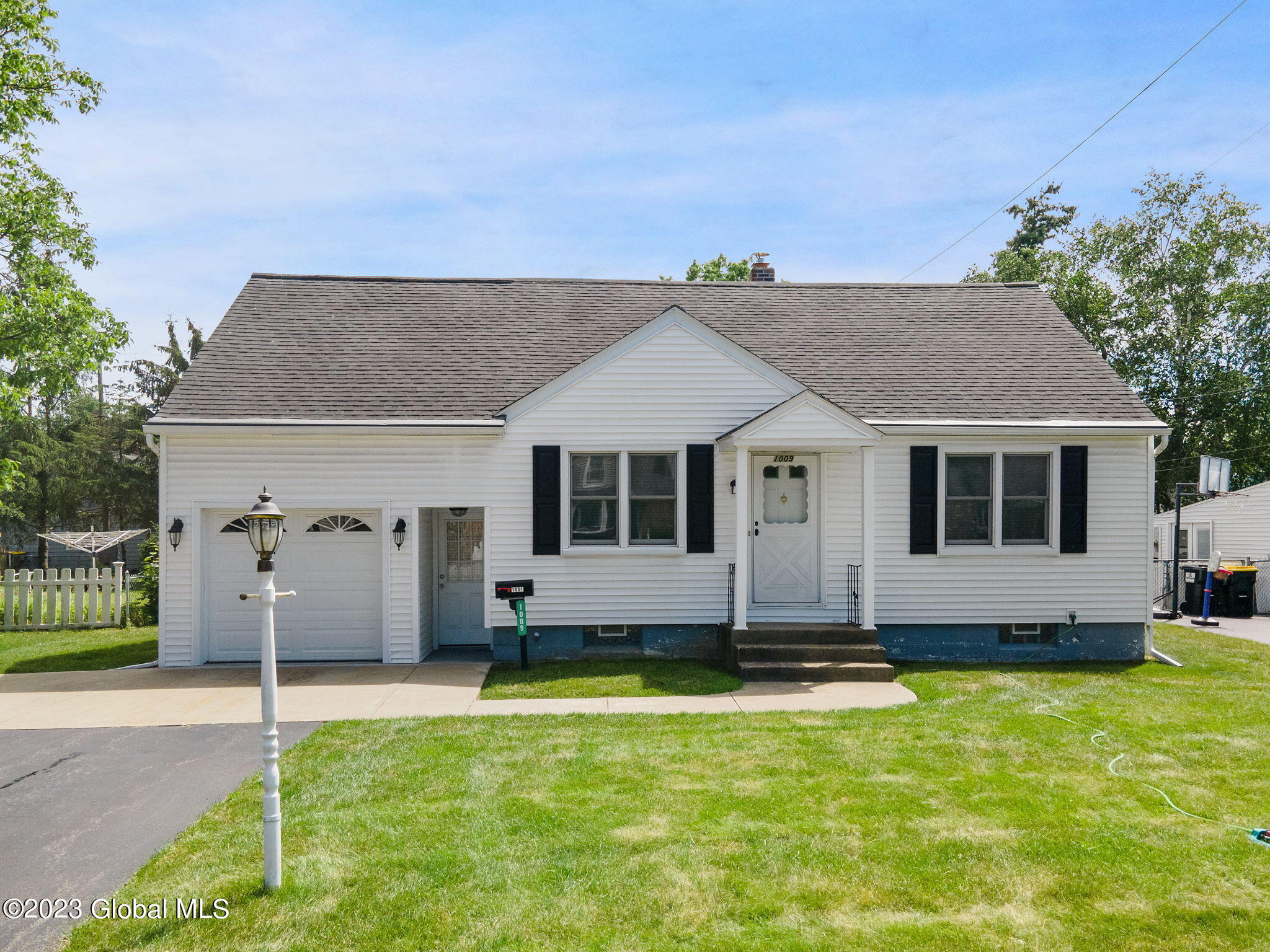 1009 Peter Road Schenectady, NY 12303 - Photo 1 of 41 1-web-or-mls-1009 Peter Road_01