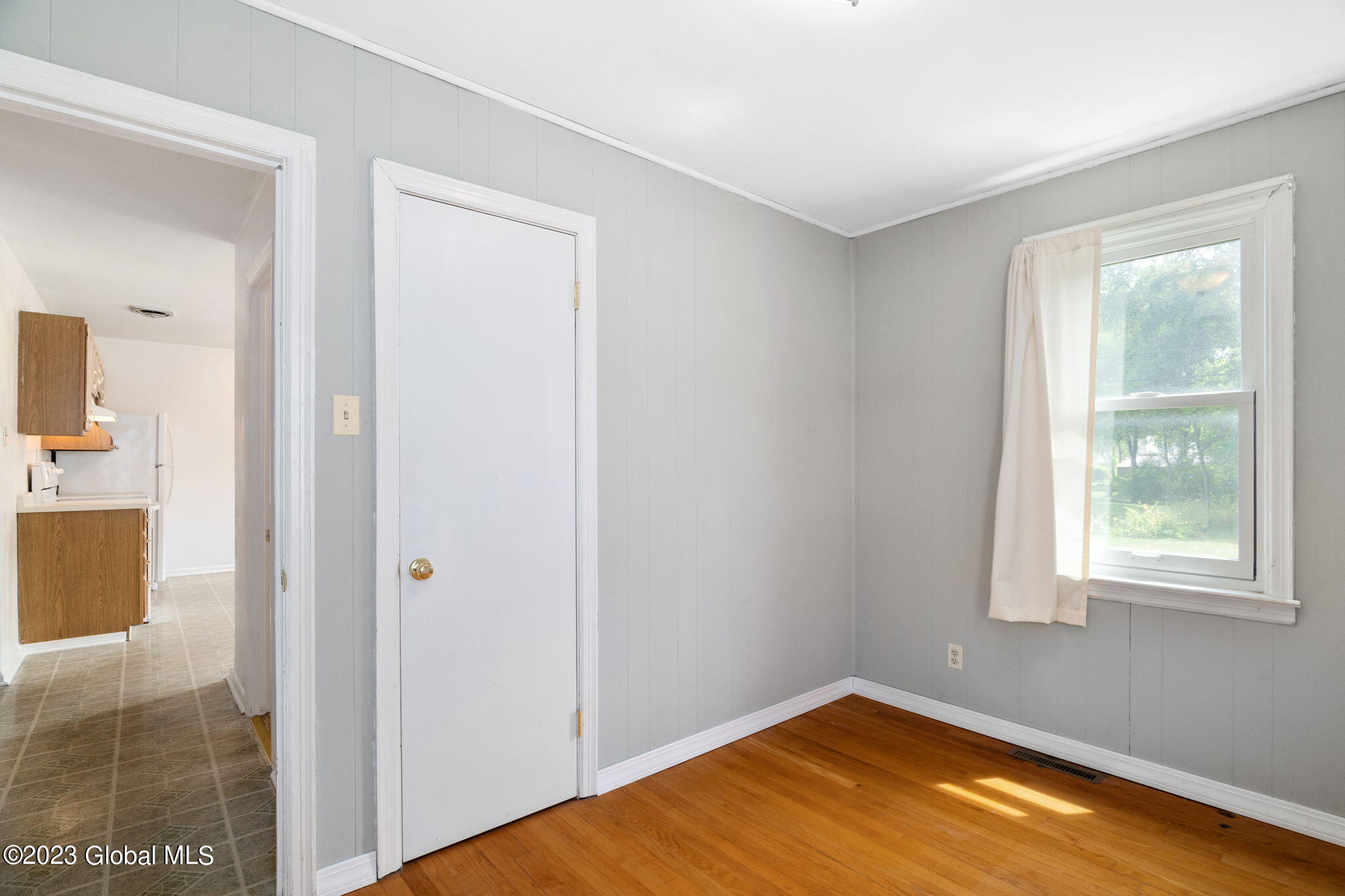 1009 Peter Road Schenectady, NY 12303 - Photo 13 of 41 13-web-or-mls-1009 Peter Road_13