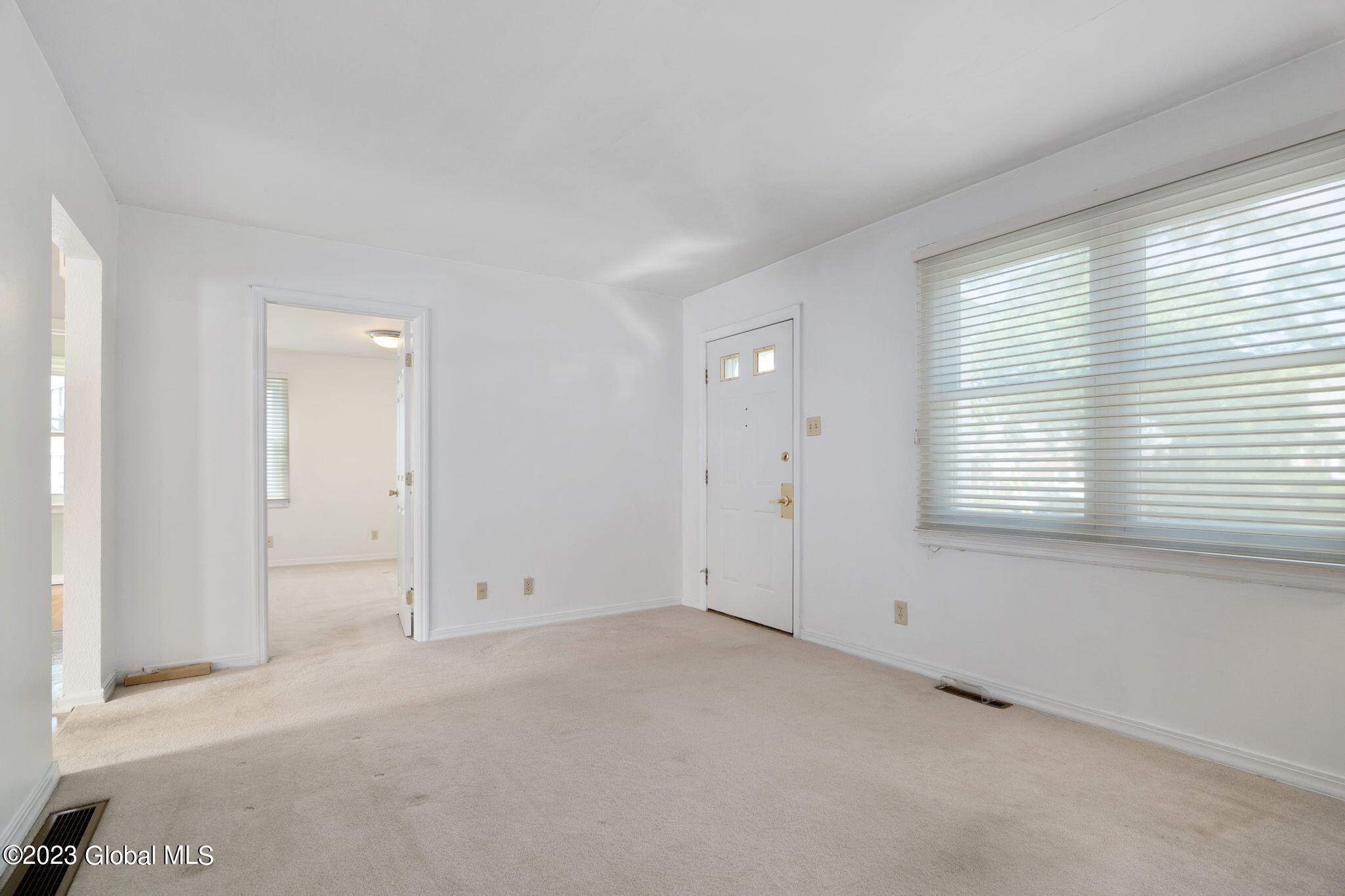 1009 Peter Road Schenectady, NY 12303 - Photo 6 of 41 6-web-or-mls-1009 Peter Road_06