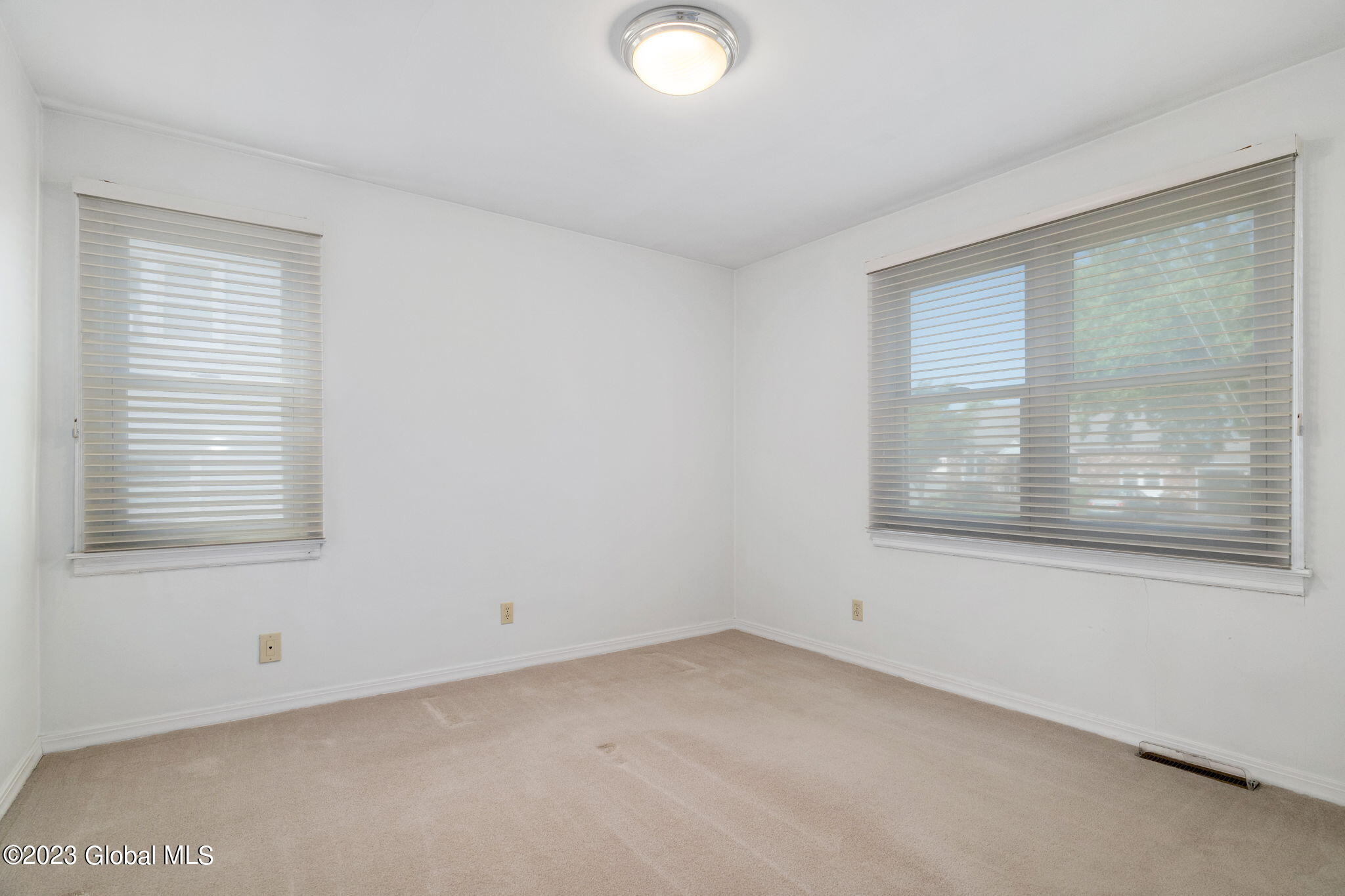 1009 Peter Road Schenectady, NY 12303 - Photo 7 of 41 7-web-or-mls-1009 Peter Road_07