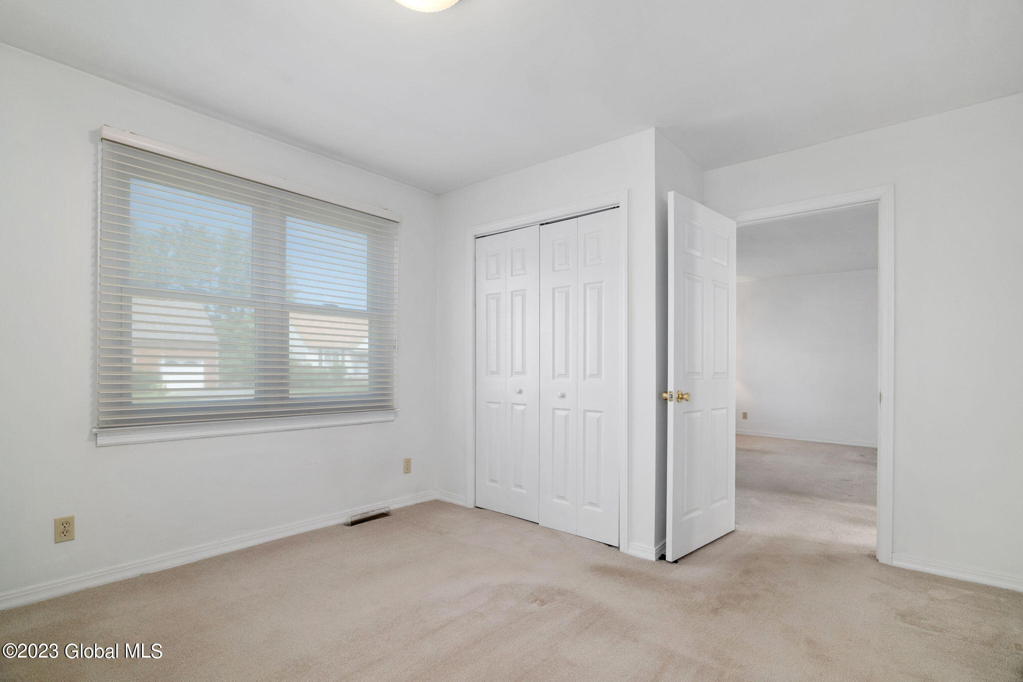 1009 Peter Road Schenectady, NY 12303 - Photo 8 of 41 8-web-or-mls-1009 Peter Road_08