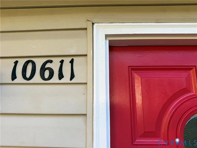 $369,500 | 10611 Cobblestone Drive, Spotsylvania, VA 22553