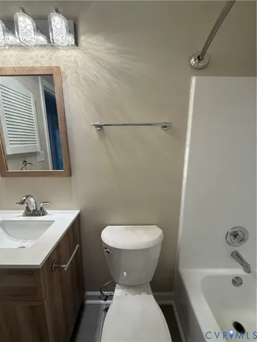 $369,500 | 10611 Cobblestone Drive, Spotsylvania, VA 22553