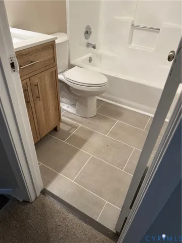 $369,500 | 10611 Cobblestone Drive, Spotsylvania, VA 22553