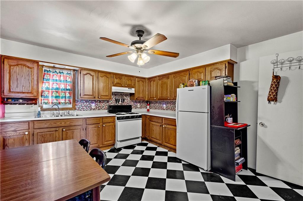 5228 Keystone Street Pittsburgh, PA 15201 - Photo 3 of 22 Gallery Image 3