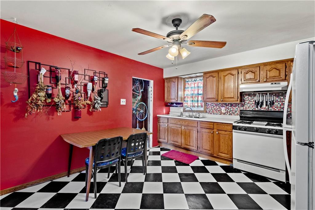 5228 Keystone Street Pittsburgh, PA 15201 - Photo 4 of 22 Gallery Image 4