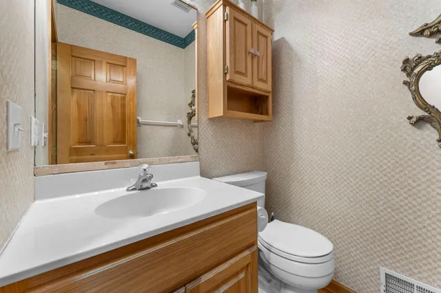 $599,900 | 14505 44th Avenue North, Plymouth, MN 55446