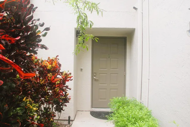 $3,500 | 6663 Boca Pines Trail, Unit B, Boca Raton, FL 33433