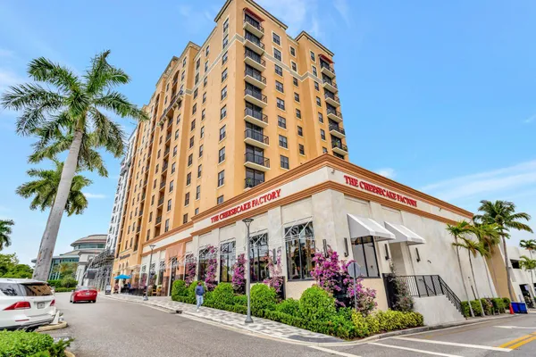 $3,250 | 651 Okeechobee Boulevard, Unit 809, West Palm Beach, FL 33401