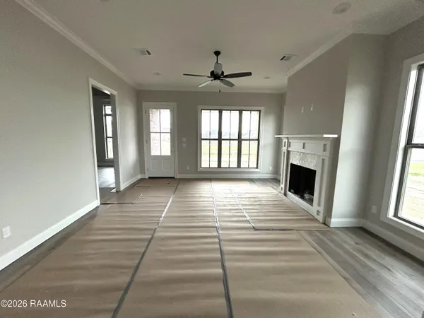 $329,900 | 309 D Villager Avenue, Scott, LA 70583