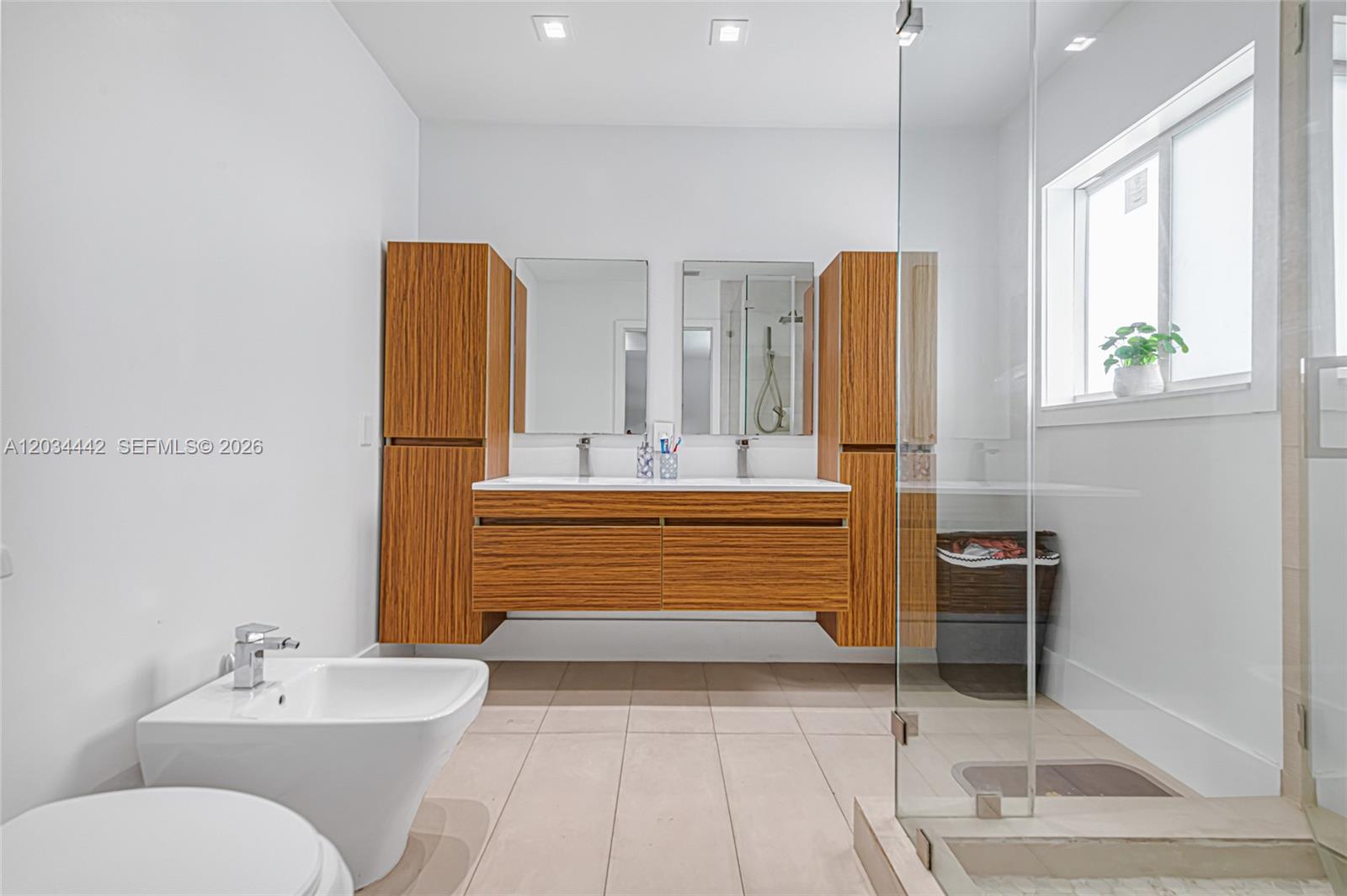 15932 Southwest 101st Terrace Miami, FL 33196 - Photo 24 of 40