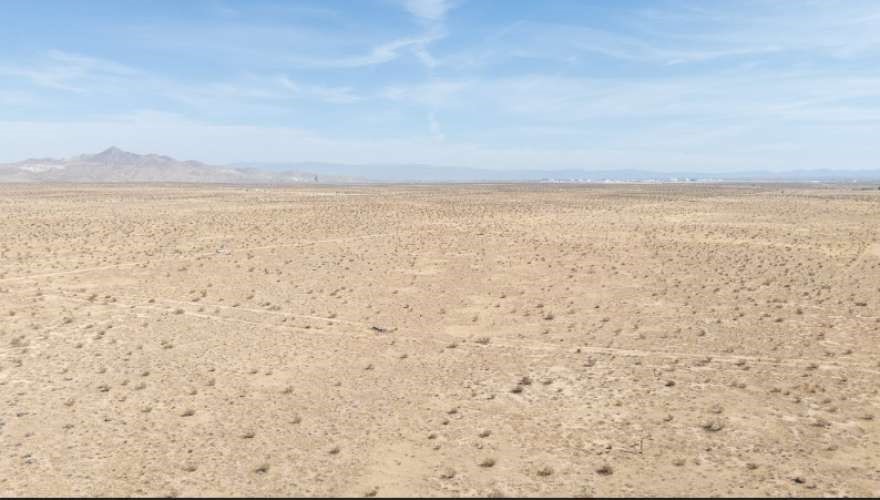 0 Adelando Road Adelanto, CA 92301 - Photo 2 of 4 a view of an ocean