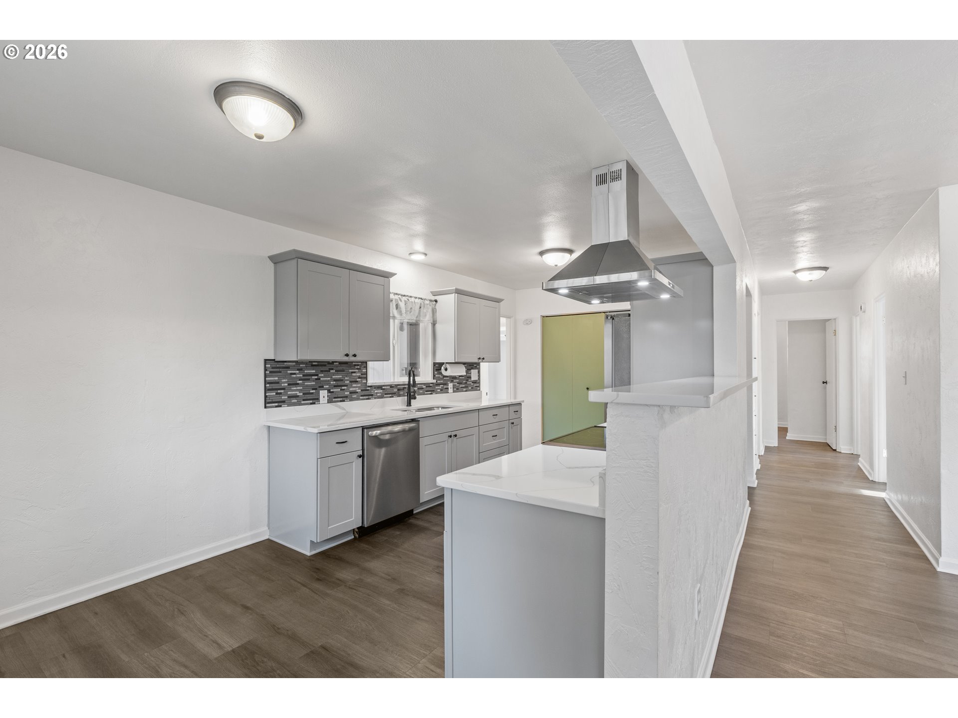 169 West Hazel Street Roseburg, OR 97471 - Photo 11 of 42