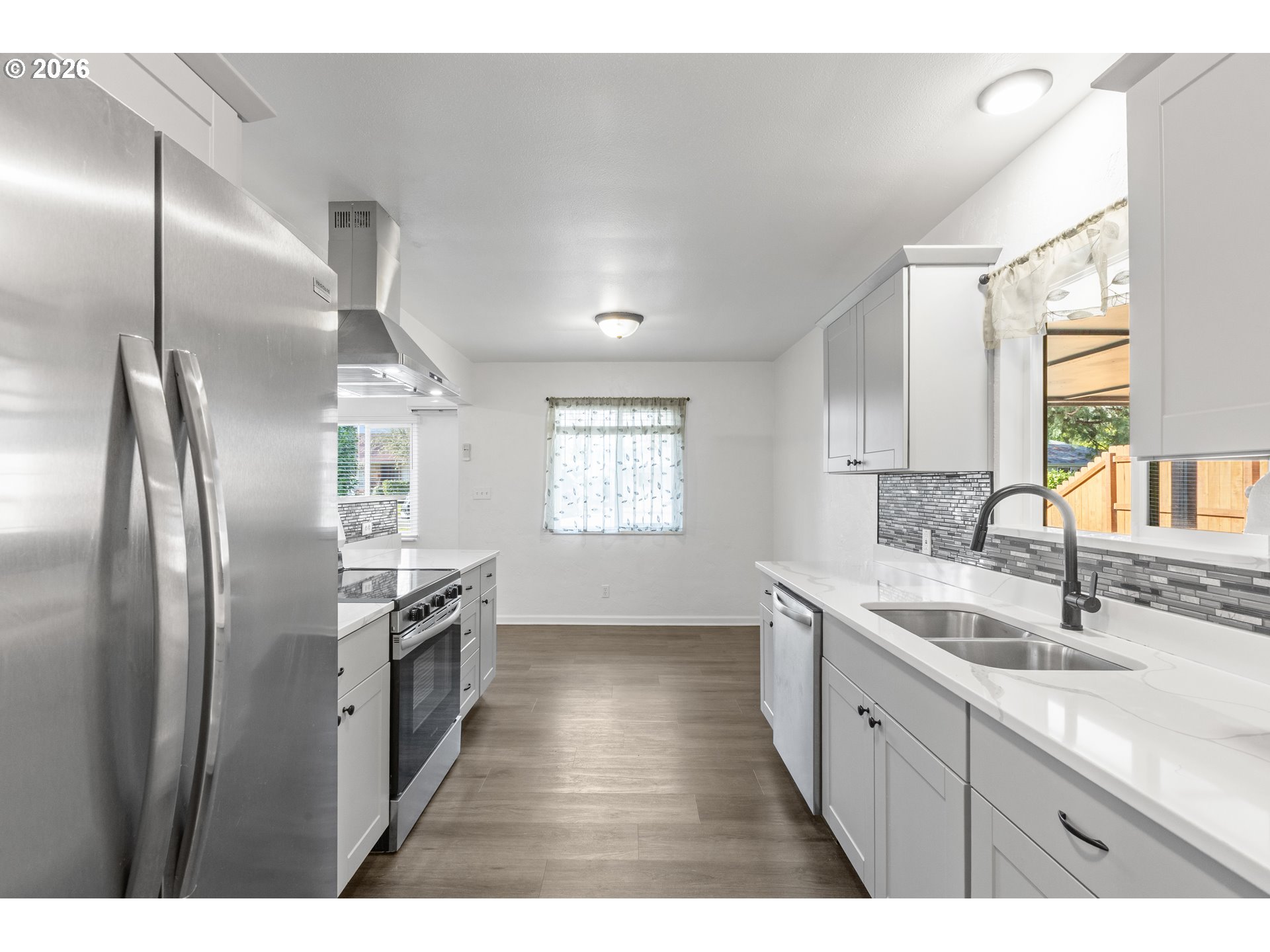 169 West Hazel Street Roseburg, OR 97471 - Photo 15 of 42