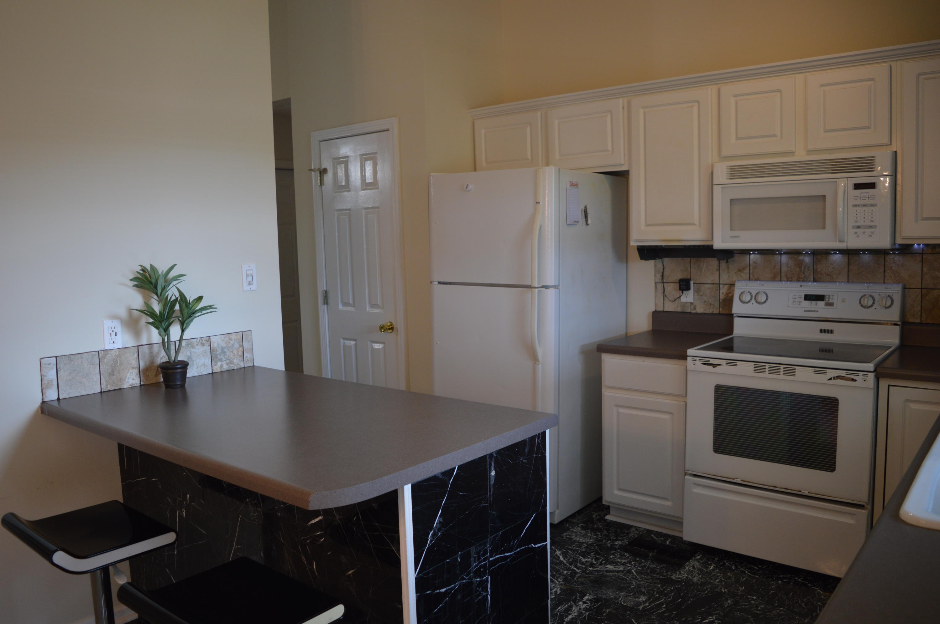 3524 Adams Gate Road Knoxville, TN 37931 - Photo 18 of 35 KITCHEN