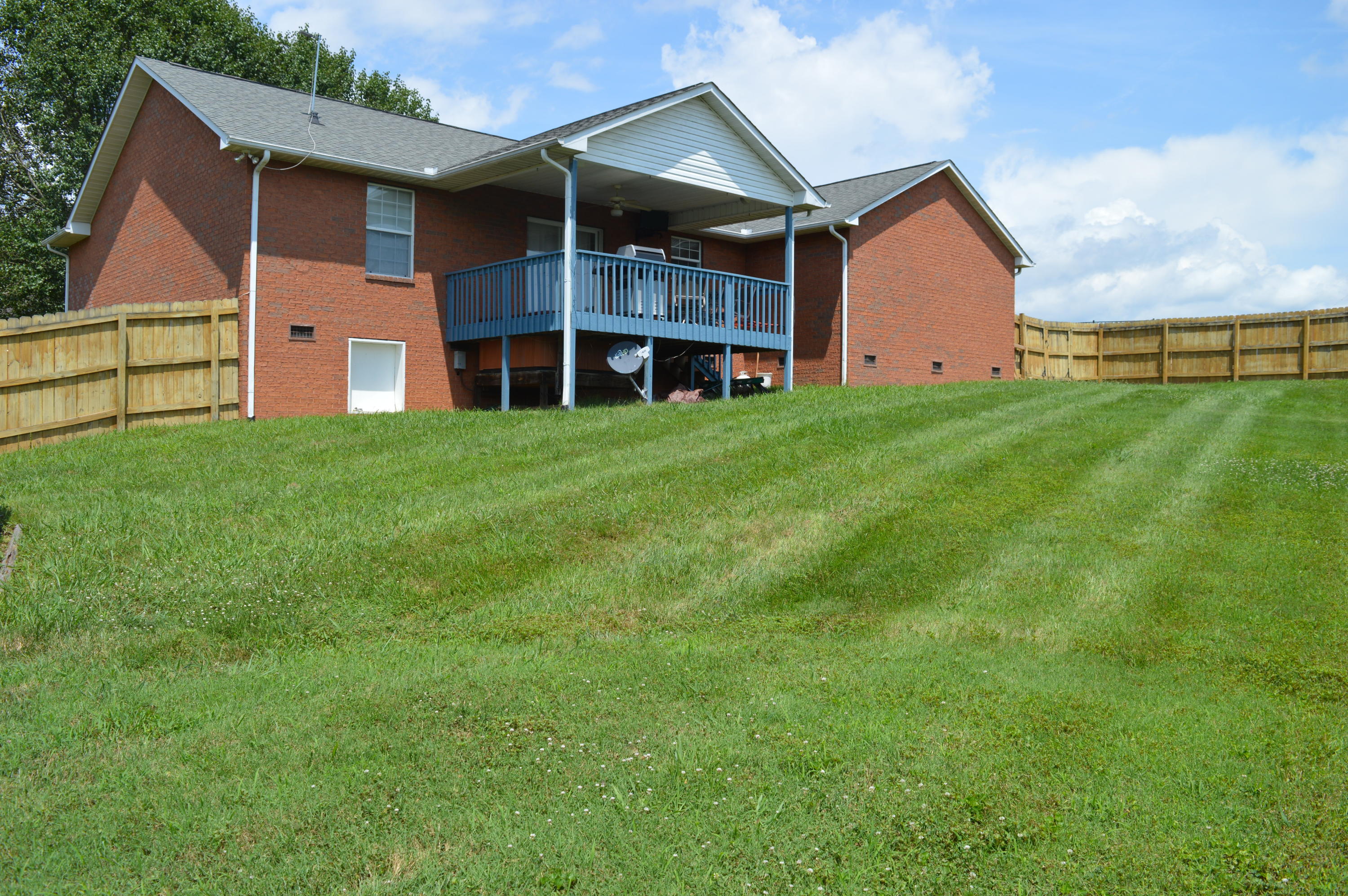 3524 Adams Gate Road Knoxville, TN 37931 - Photo 9 of 35 BACKYARD