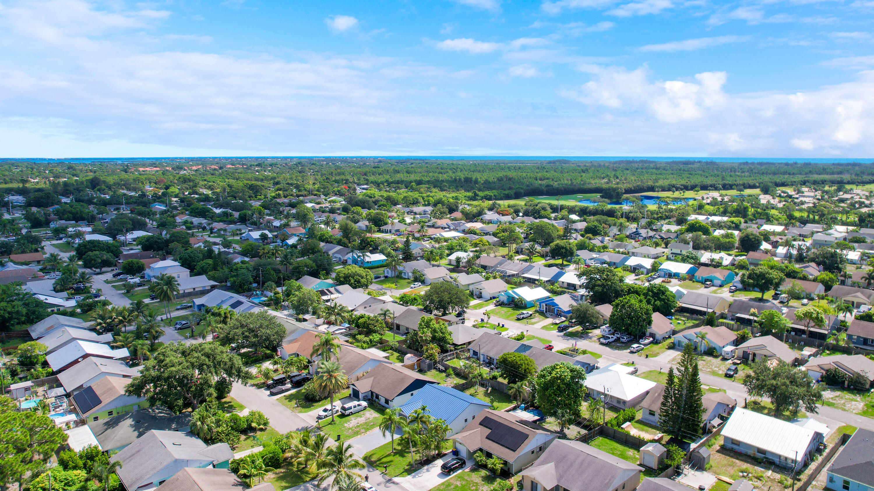5929 Southeast Collins Avenue Stuart, FL 34997 - Photo 36 of 37 .
