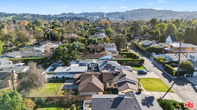 $1,349,000 | 4830 Ledge Avenue, Los Angeles, CA 91601