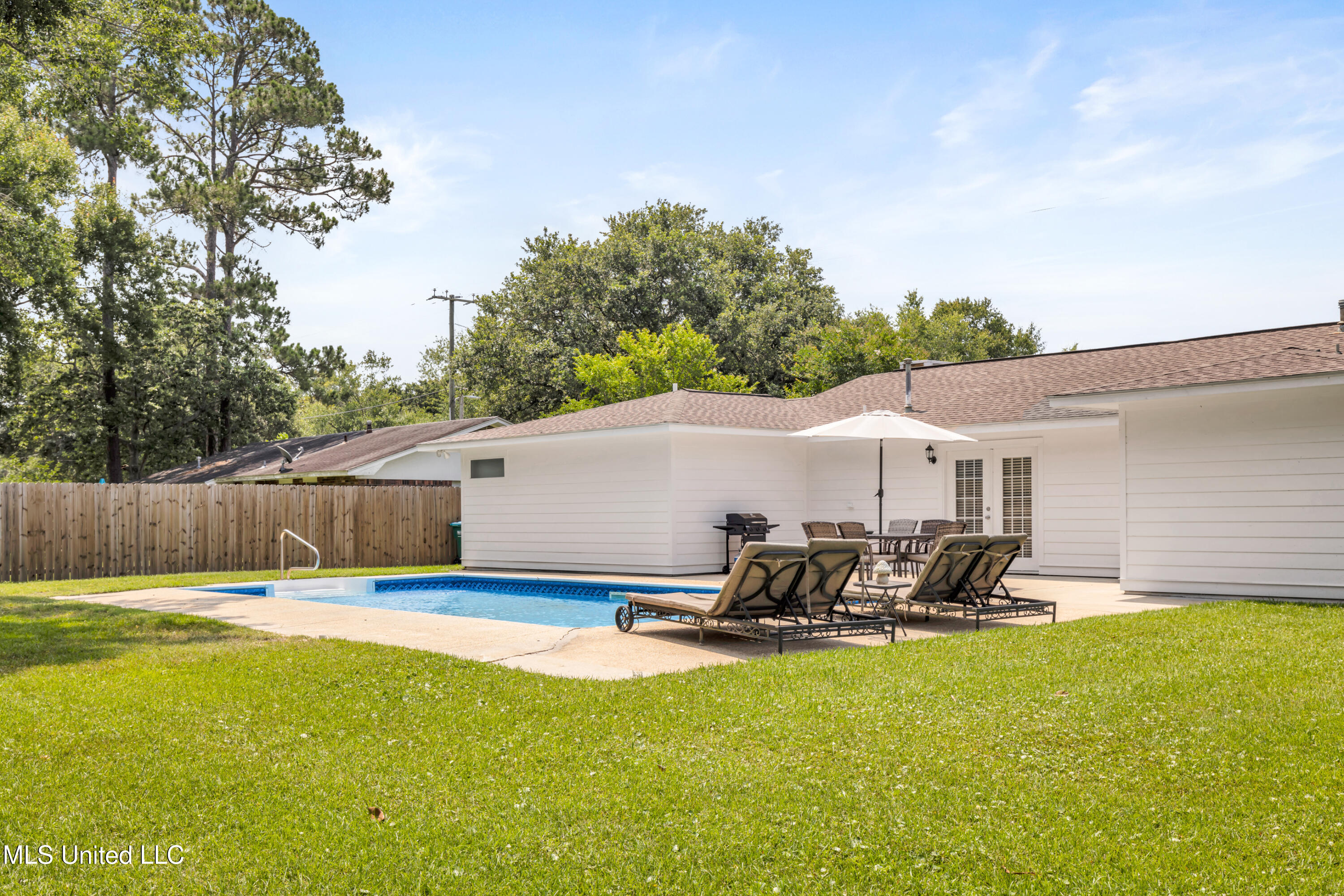 302 Brumbaugh Road Ocean Springs, MS 39564 - Photo 77 of 89 302BrumbaughRd-77