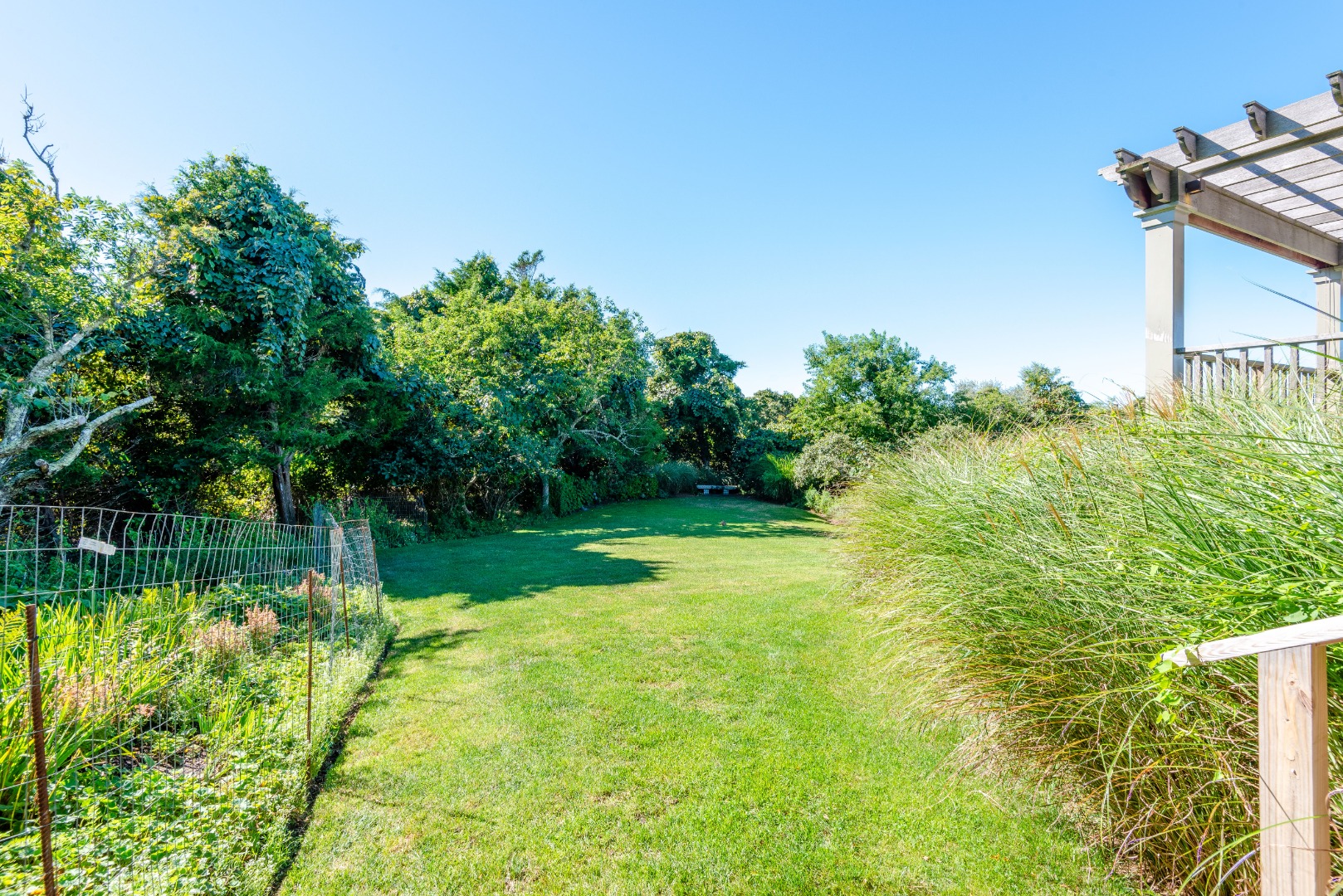 26 Pocomo Road Nantucket, MA 02554 - Photo 37 of 43