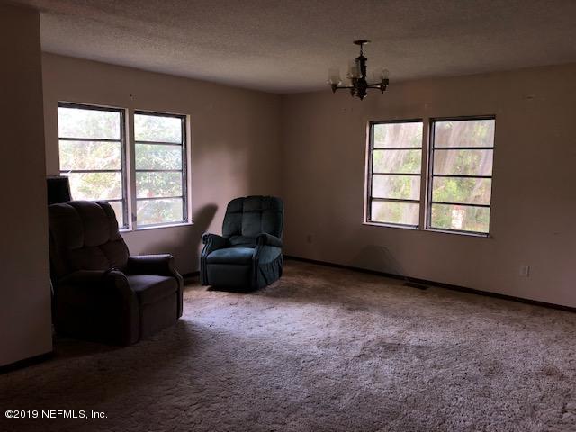 1432 Jr Road Jacksonville, FL 32218 - Photo 6 of 30 006