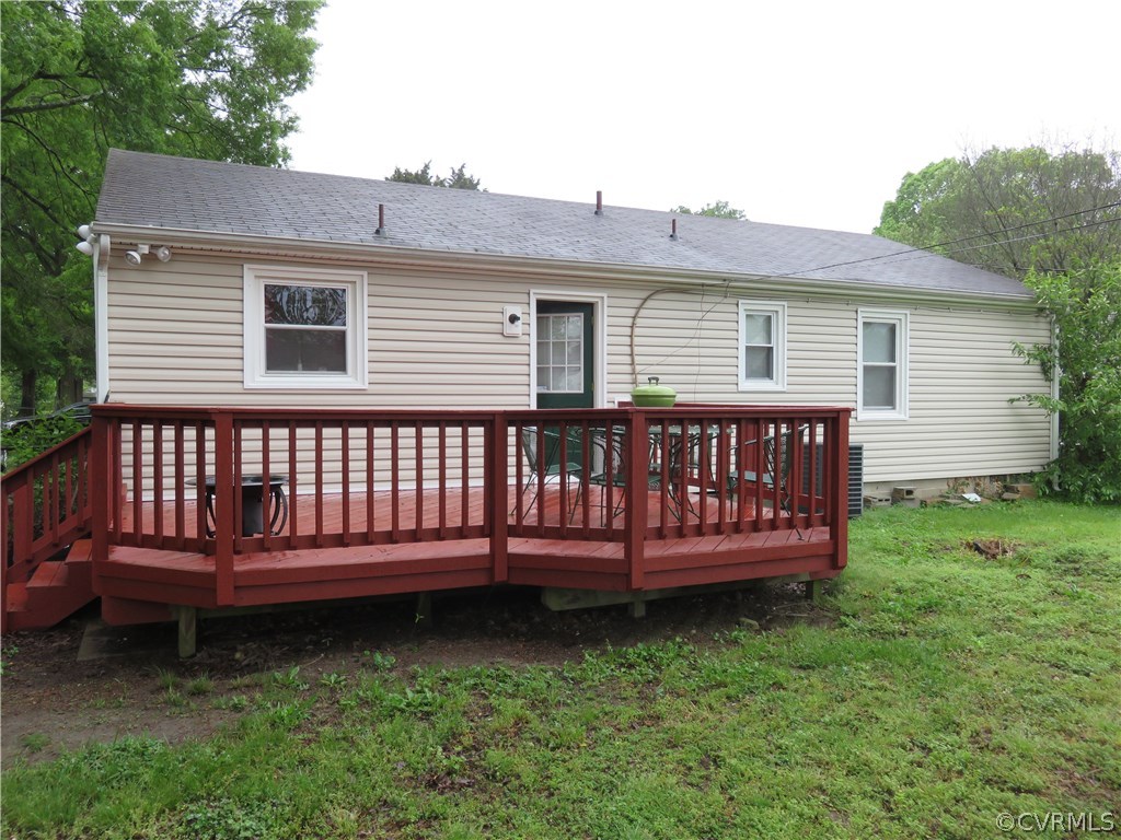 106 East Huntsman Road Sandston, VA 23150 - Photo 3 of 17 Gallery Image 3
