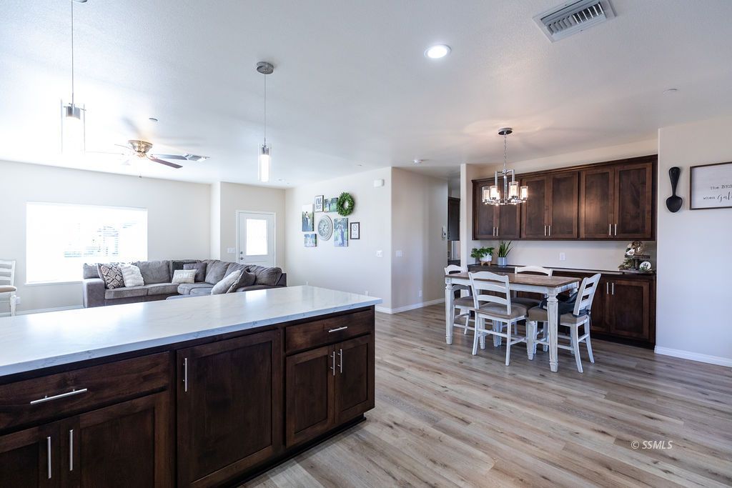 429 Randall Street Ridgecrest, CA 93555 - Photo 15 of 36 Gallery Image 15