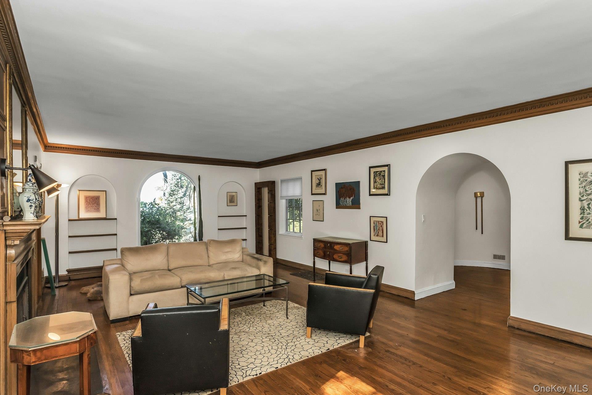 10 Soundview Crest Manhasset, NY 11030 - Photo 18 of 41