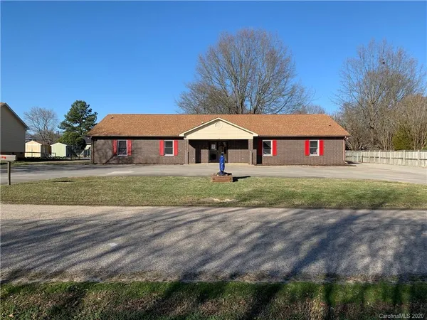 $374,900 | 114 Oakwood Avenue, Salisbury, NC 28146